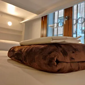  Hostel Black Swan Spanien